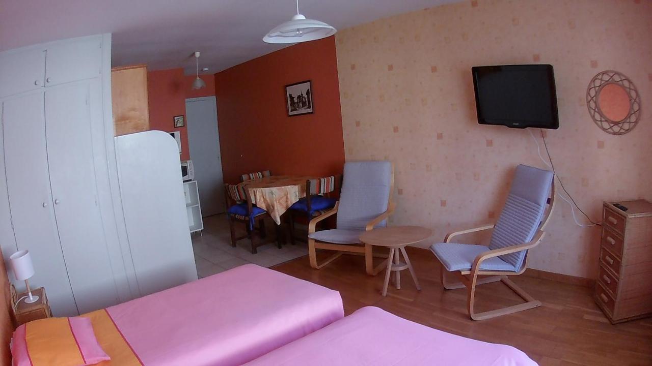 Residence L'Alexandra 2 Etoiles بوربون ليه بان المظهر الخارجي الصورة